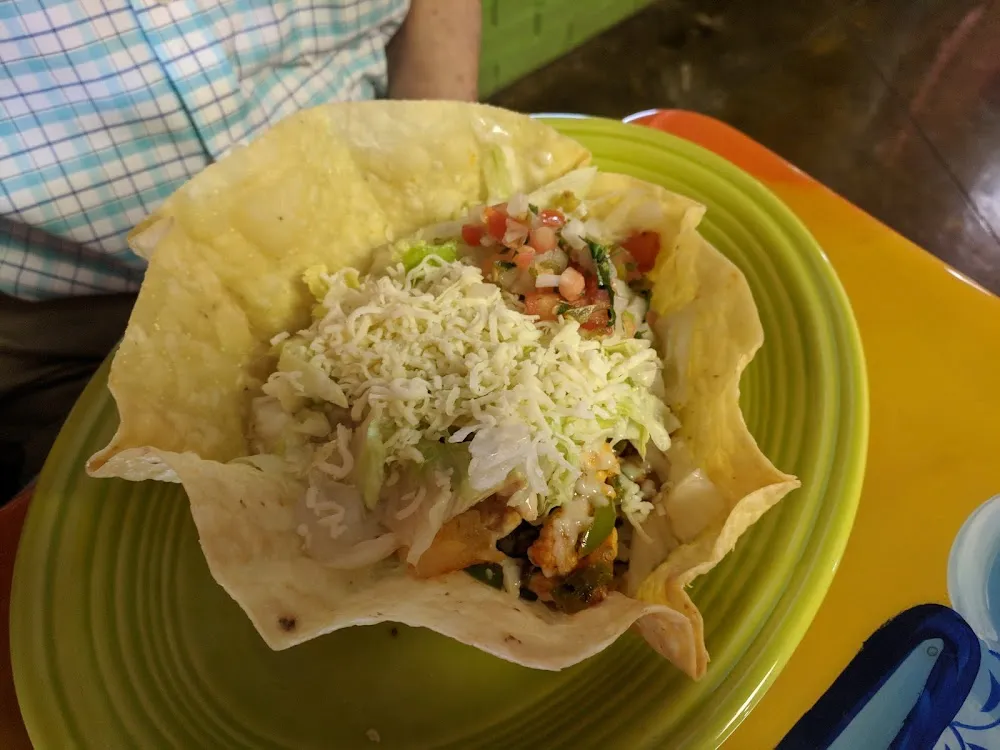 Chicken Fajita Taco Salad